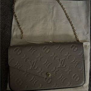 Louis Vuitton bag - like new